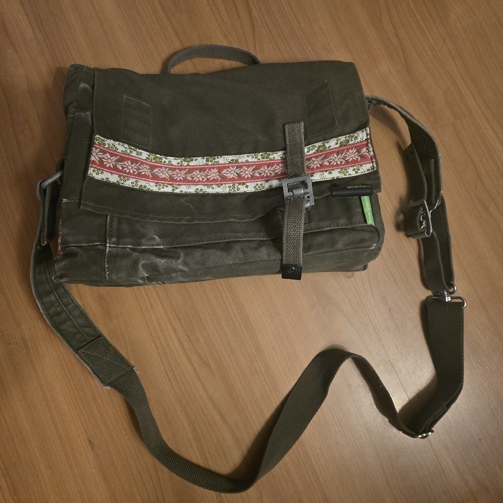 Lemonfish Olive Green Canvas Messenger Bag